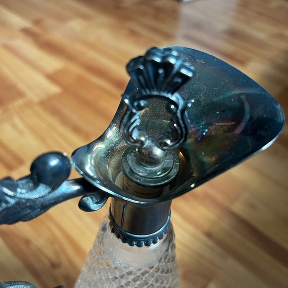 Beautiful crystal wine decanter - Picture 6 of 9